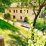 Sole Vini In The Heavenly Heart Of Umbria On Of The World Sleeps 50 Willa