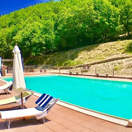 Sole Vini In The Heavenly Heart Of Umbria On Of The World Sleeps 50 Villa Santa Maria del Tronto