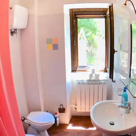 Sole Vini In The Heavenly Heart Of Umbria On Of The World Sleeps 50 Villa Santa Maria del Tronto