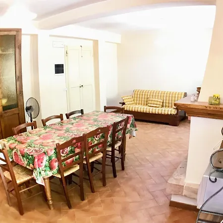 Sole Vini In The Heavenly Heart Of Umbria On Of The World Sleeps 50 * Bazzano di Spoleto