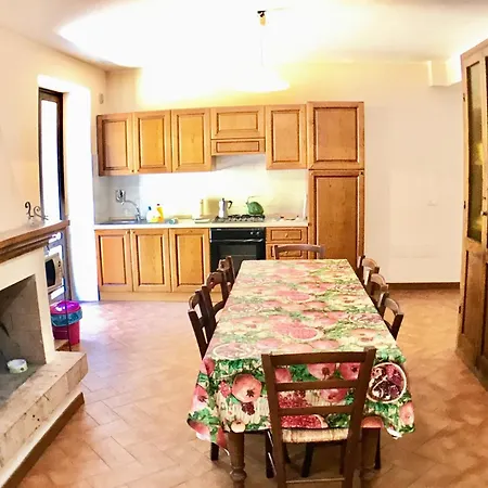Villa Sole Vini In The Heavenly Heart Of Umbria On Of The World Sleeps 50 Santa Maria del Tronto