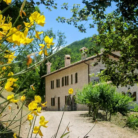 Villa Sole Vini In The Heavenly Heart Of Umbria On Of The World Sleeps 50 Santa Maria del Tronto